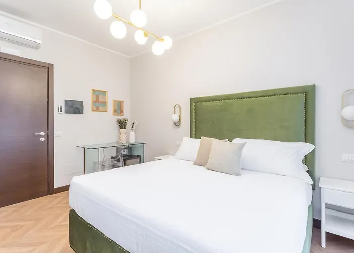 Daplace - Gran Torino Отель