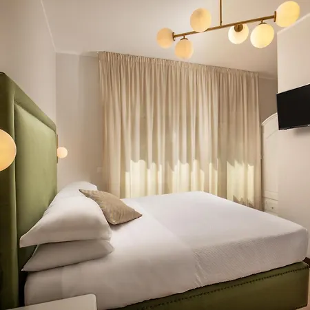 Daplace - Gran Torino Hotel *